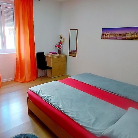 Ema & Sea Apartment'S Пула Екстериор снимка