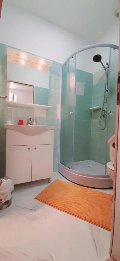 Ema & Sea Apartment'S Пула Екстериор снимка